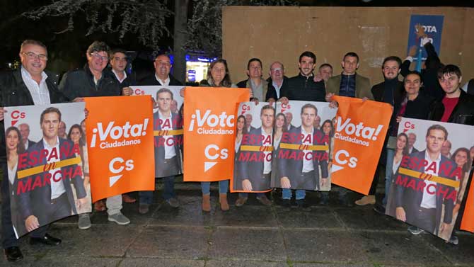 Imagen de archivo de la última campaña electoral.