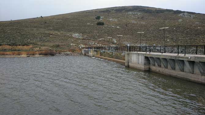 Embalse de Serones en enero.