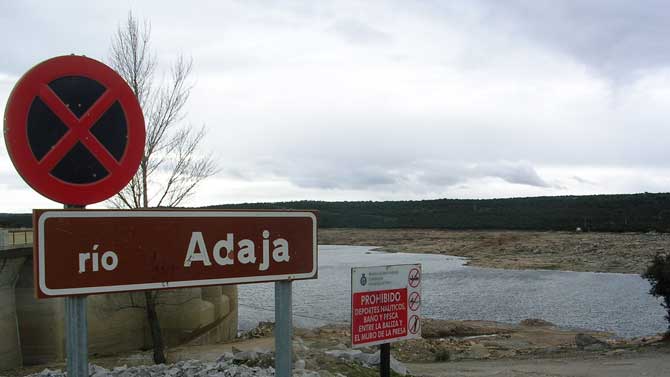 Embalse de Las Cogotas.