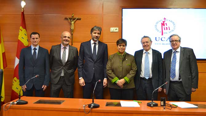 Convenio entre la UCAV y el Instituto de Censores Jurados de Cuentas de Espa&ntilde;a.