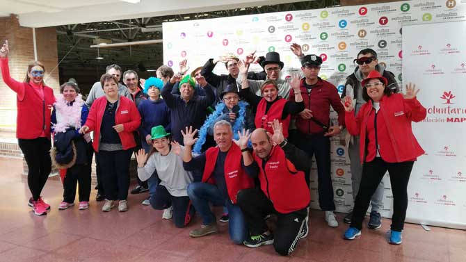 Carnaval solidario de La Casa Grande en el pabell&oacute;n de San Antonio.