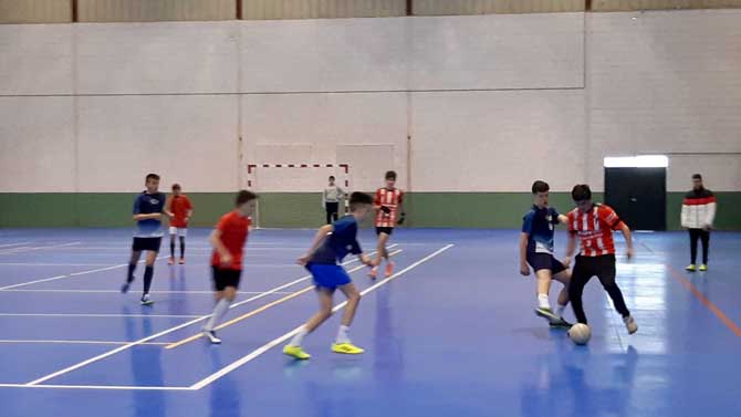 Fútbol sala en los Juegos Escolares en El Barco de Ávila.