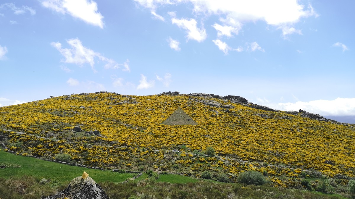 Fuego alqu&iacute;mico, Carlos de Gredos.