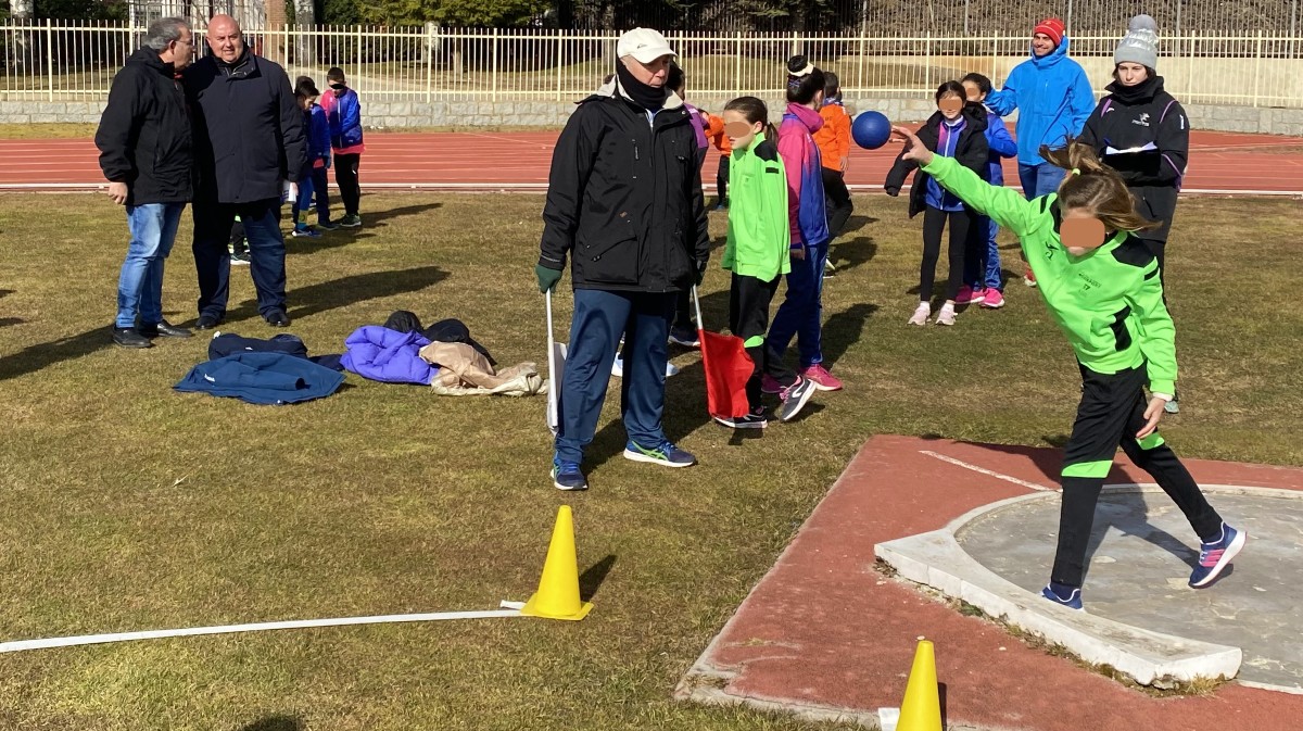 Segunda jornada de atletismo de los Juegos Escolares de Ávila.