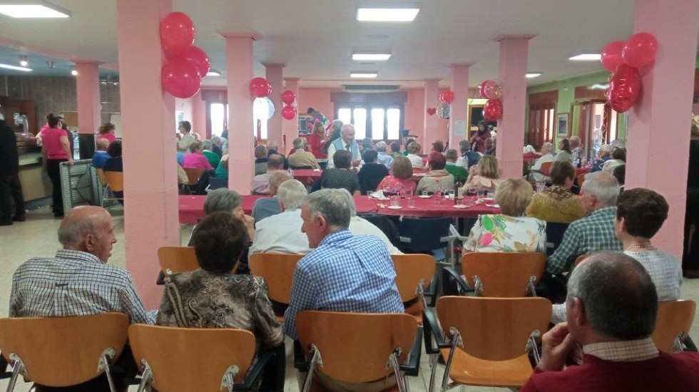 Celebración de San Valentín en el Centro de Día para Personas Mayores Ávila I.