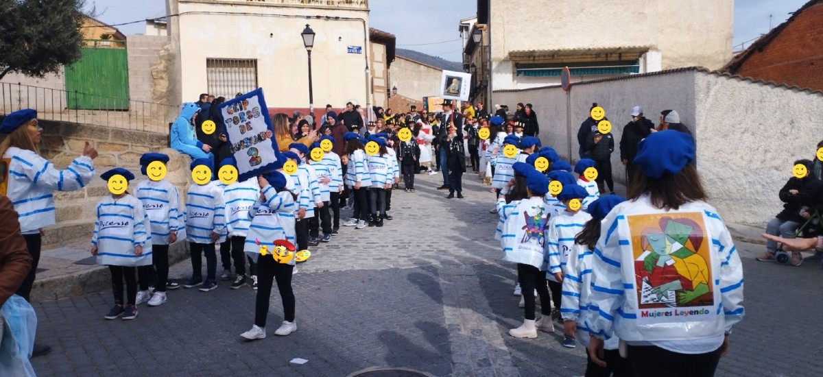 Desfile infantil del Carnaval de El Tiemblo.