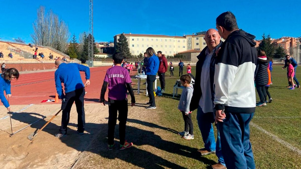 Atletismo en la Ciudad Deportiva este domingo.