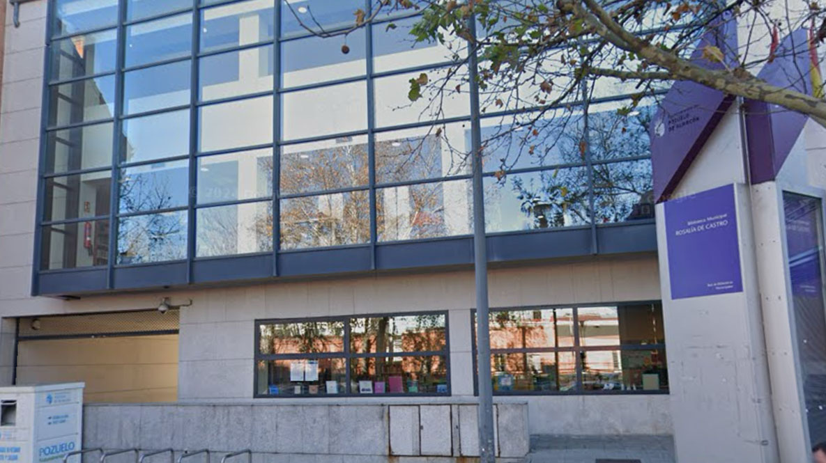 Biblioteca Rosalía de Castro en Pozuelo de Alarcón (Madrid).