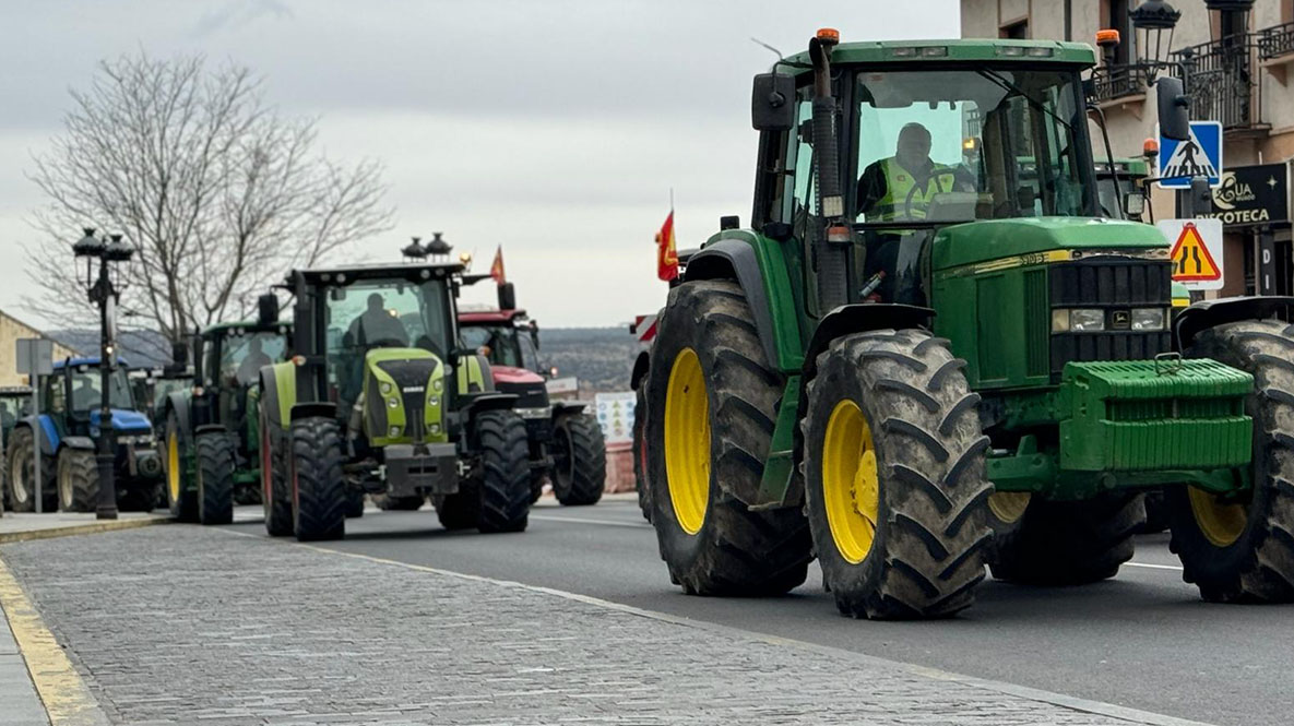 Tractorada en &Aacute;vila el 8 de febrero,