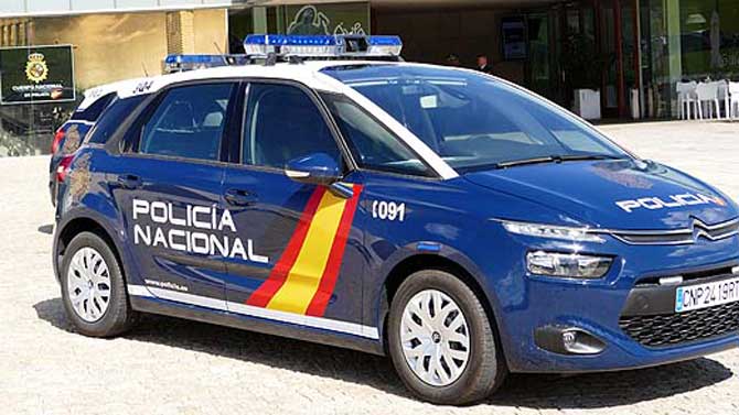 Vehículo de patrulla de la Policía Nacional.