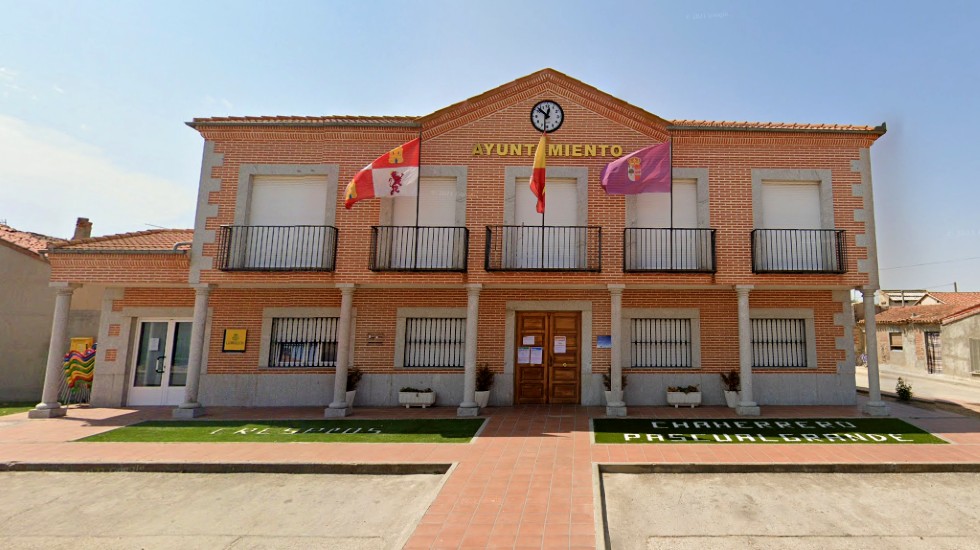 Ayuntamiento de Crespos.