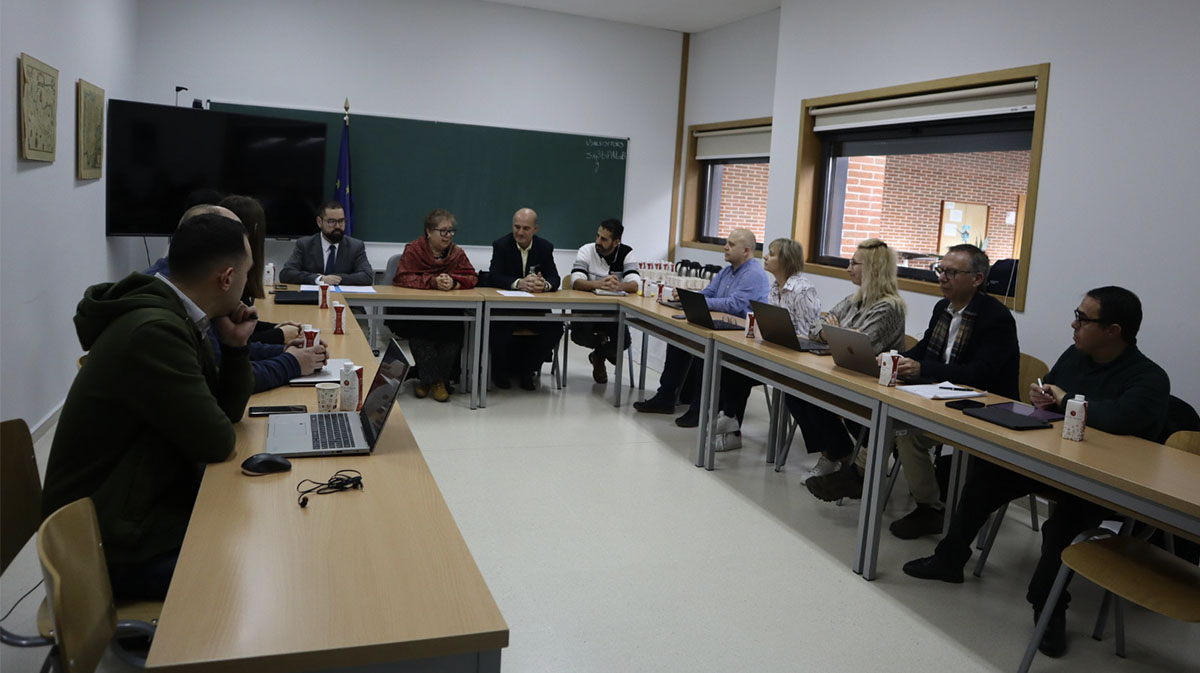 Miembros del proyecto se reúnen en la Escuela Politécnica de Ávila