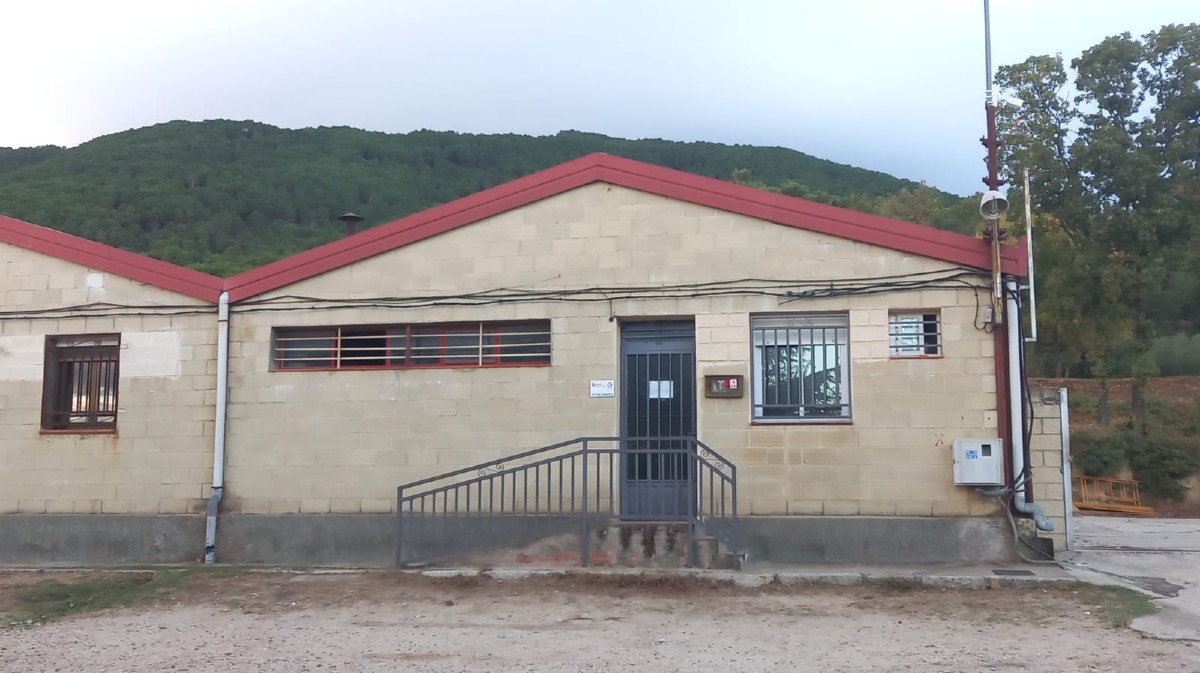 Oficina de agentes medioambuientales de Piedralaves.