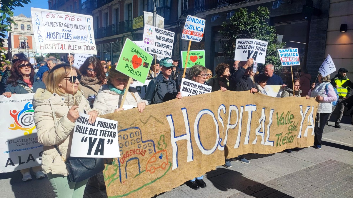 La Plataforma de Sanidad del Valle del Ti&eacute;tar en la manifestaci&oacute;n de Valladolid.