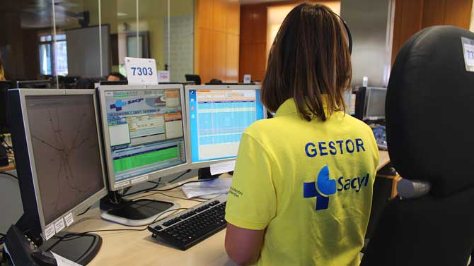 Dos accidentes entre turismos y motos en menos de una hora