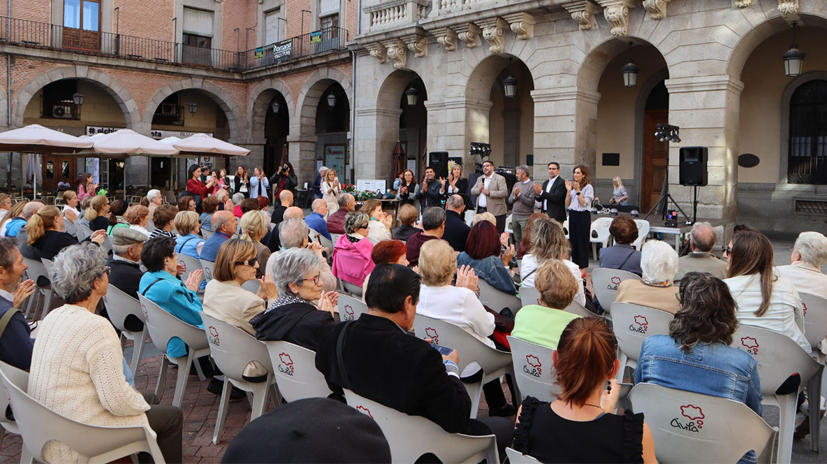 Cebreros y Las Navas combaten la soledad de los mayores con el programa 'Salvia rural'