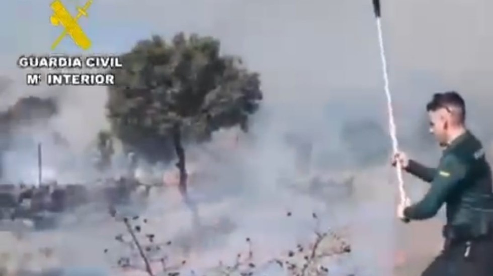 Incendio en Mu&ntilde;opepe, el lunes.