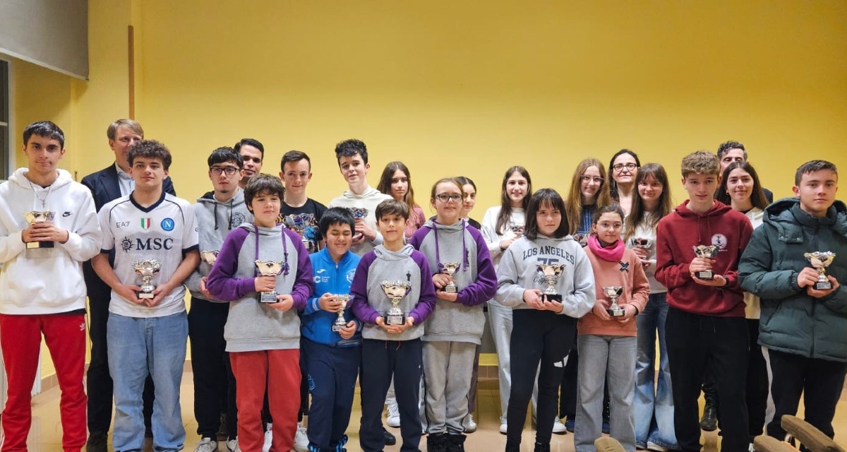 Darío González Chapado y Javier Juan Miguel lideran el campeonato autonómico de ajedrez