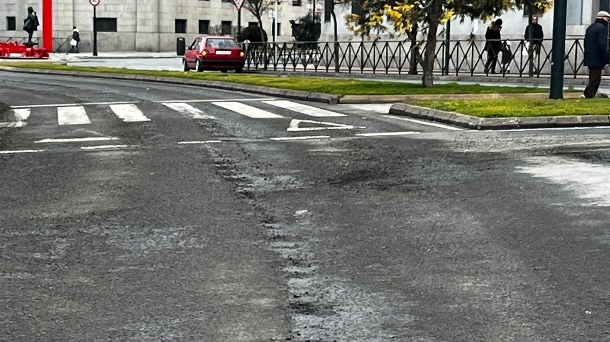 “Las calles están deplorables por una adjudicación tardía, mal gestionada y con una oferta anormalmente baja”