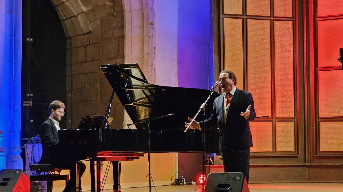 VÍDEO | Música y poemas para el día del patrón del amor