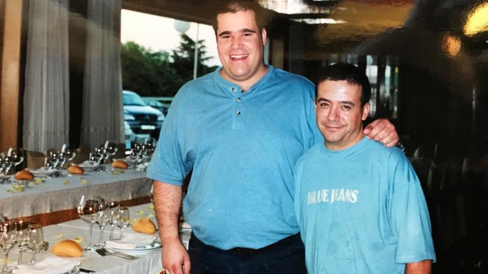 Foto antigua del cocinero Feliciano Guti&eacute;rrez mostrada en su jubilaci&oacute;n.