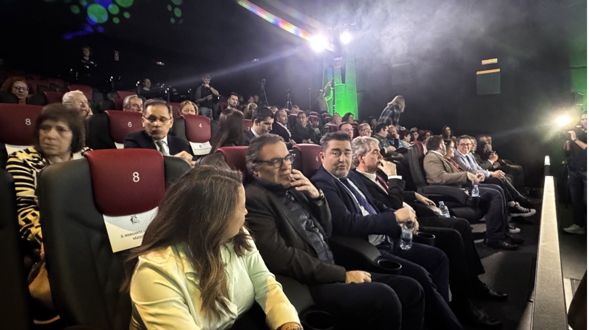 El Centro Comercial El Bulevar cumple 25 años