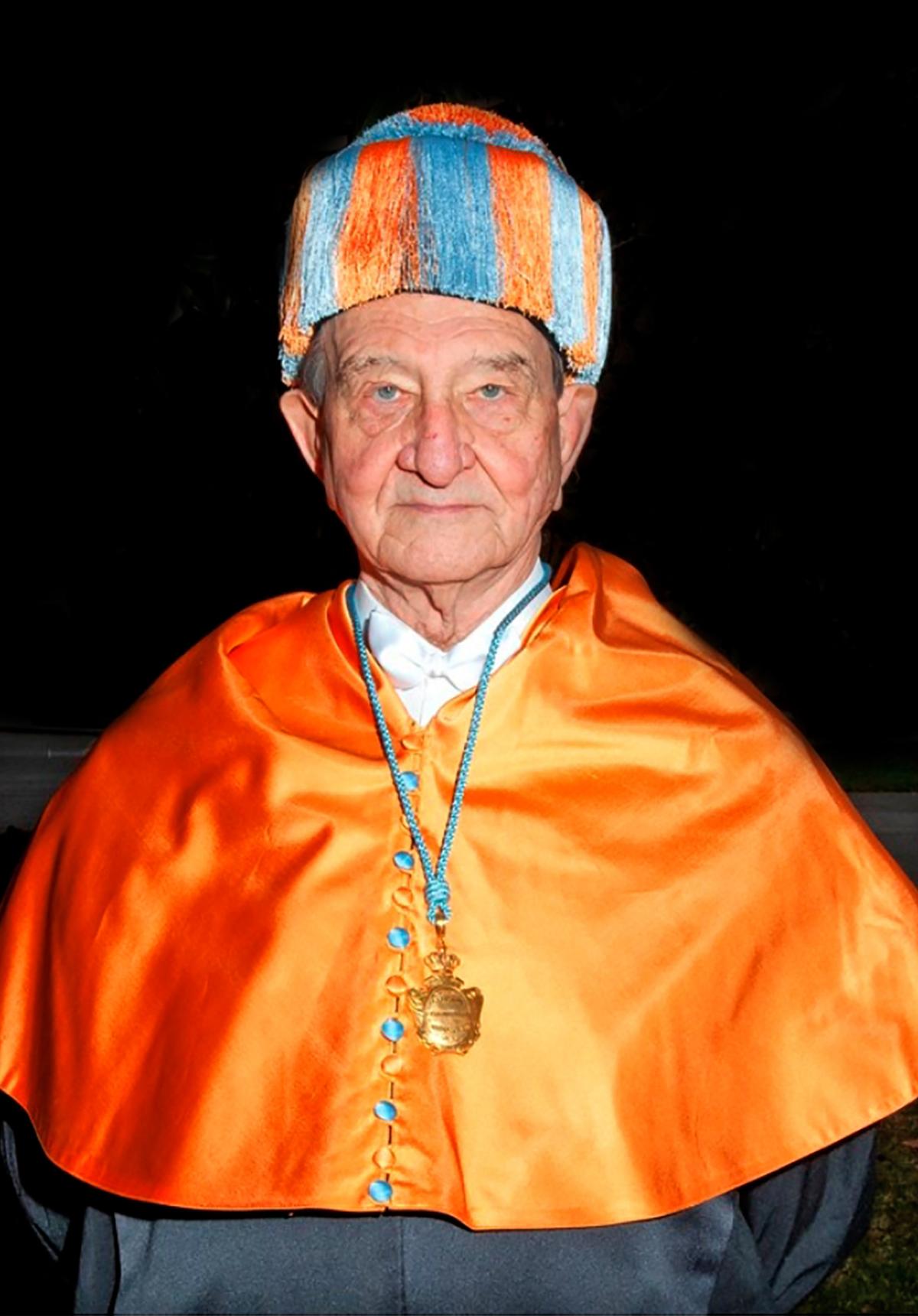 10. Nicol&aacute;s S&aacute;nchez-Albornoz. Doctor Honoris Causa de la Universidad Carlos III de Madrid, 2012.