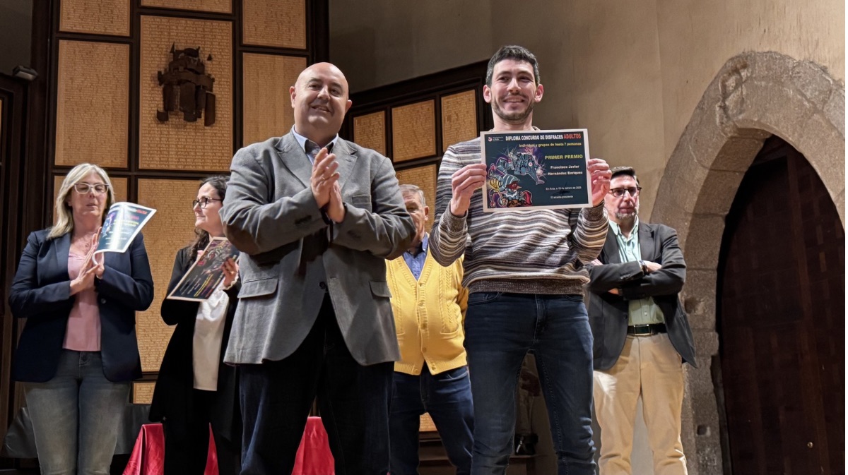 Javier Hern&aacute;ndez Enr&iacute;quez. &lsquo;Contra viento y marea&rsquo;