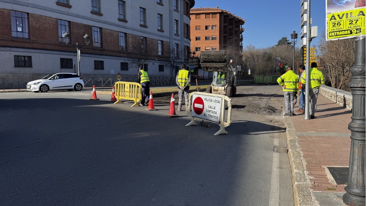 Avenida de Madrid cortada al tr&aacute;fico
