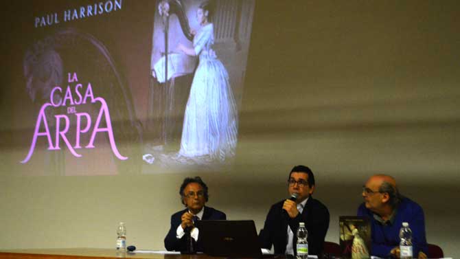 Presentación de 'La casa del arpa' en Ávila.