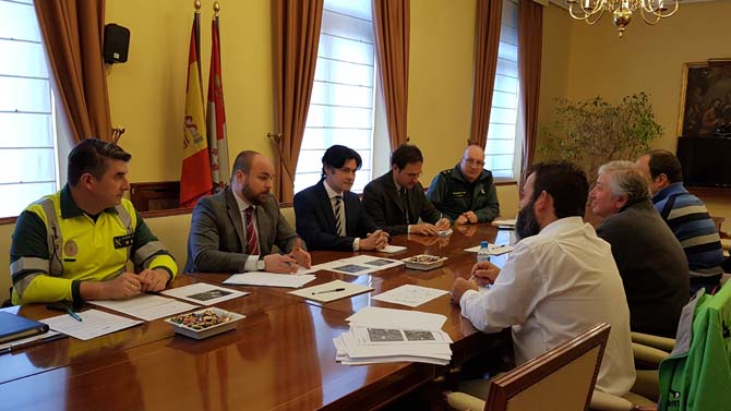 Reunión sobre la seguridad de Orniticyl.