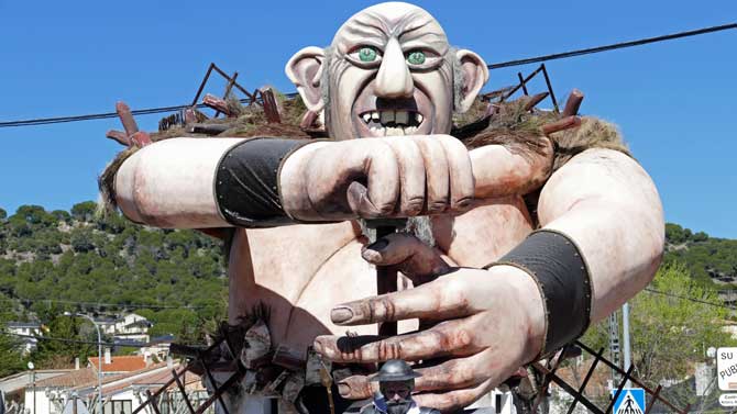 'La locura de Don Quijote', carroza ganadora del Carnaval Provincial