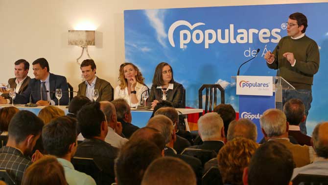 Fernández Mañueco en la Junta Directiva del PP de Ávila.