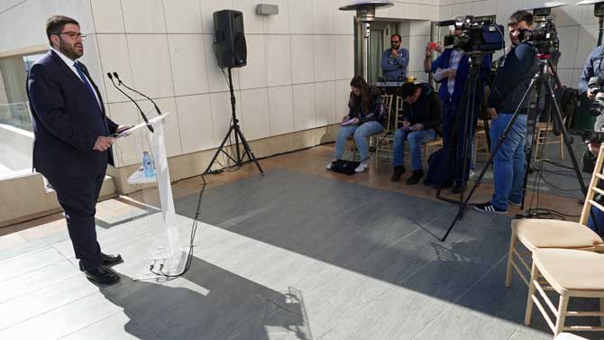 Sánchez Cabrera anuncia su baja en el PP.