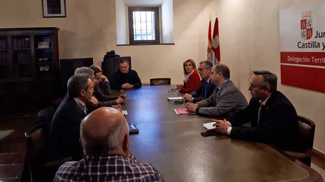 Reunión del director general de Transportes y el Comité de Empresa de Adif.