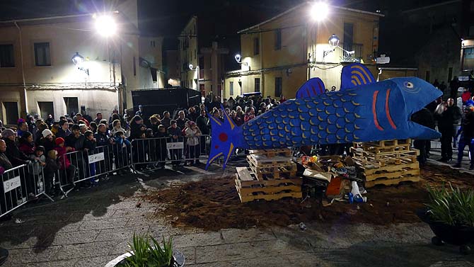 Entierro de la sardina en el barrio de Las Vacas.