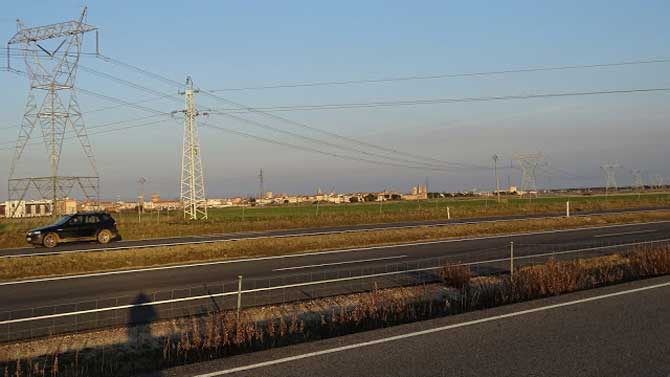 Autovía A-6 cerca de Arévalo.