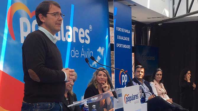 Acto dedicado a la familia del PP de &Aacute;vila.
