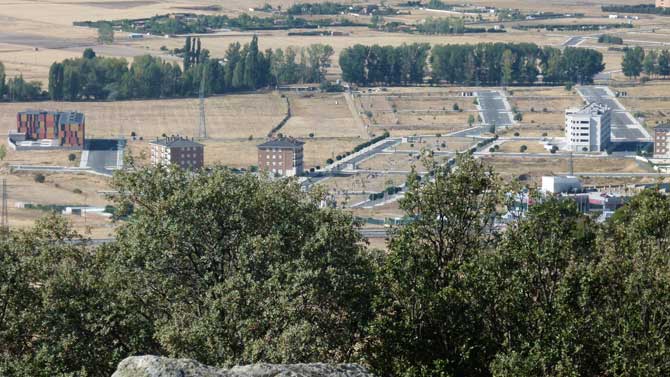 Zona de expansi&oacute;n urban&iacute;stuica de &Aacute;vila.
