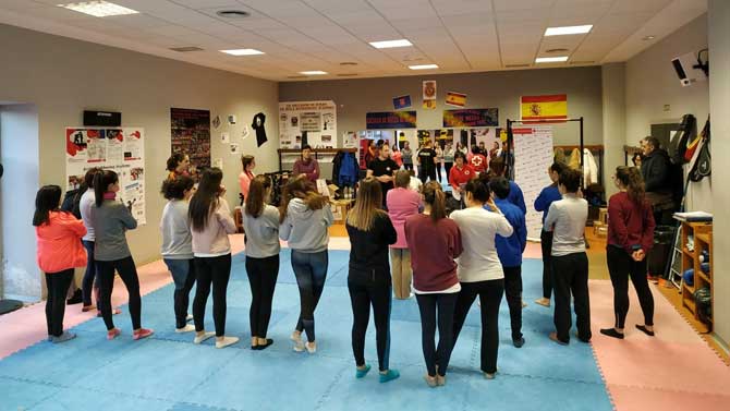Taller de defensa personal para mujeres.