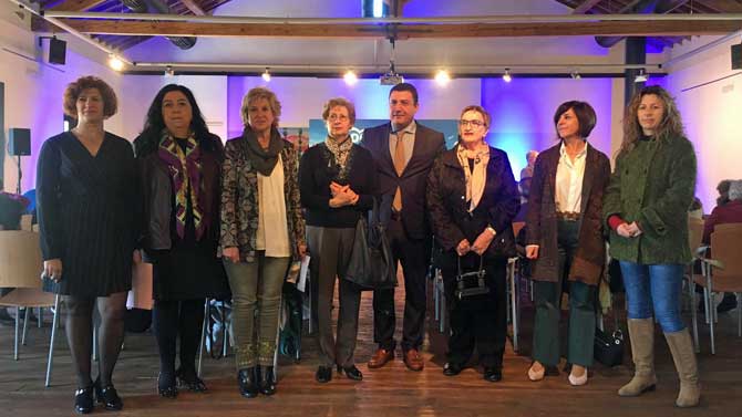 Homenaje del PP a las alcaldesas m&aacute;s veteranas.