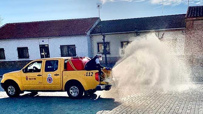 Desinfectaci&oacute;n en Pajares de Adaja.