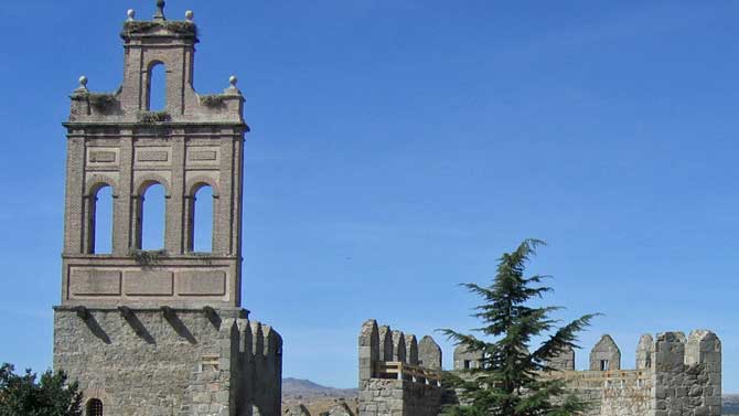 Arco de Mariscal en la muralla de Ávila.
