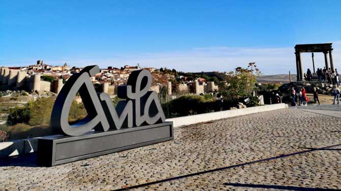 La muralla desde los Cuatro Postes.