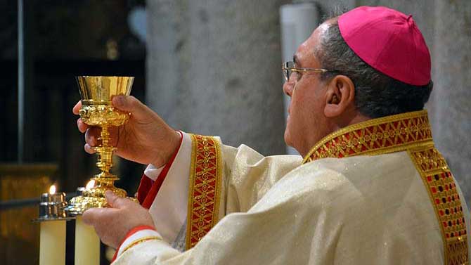 Jos&eacute; Mar&iacute;a Gil Tamayo, obispo de &Aacute;vila.