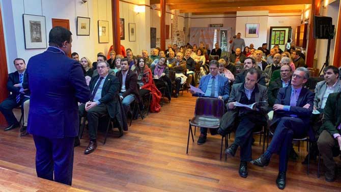 Reuni&oacute;n de alcaldes y secretarios de La Mora&ntilde;a.