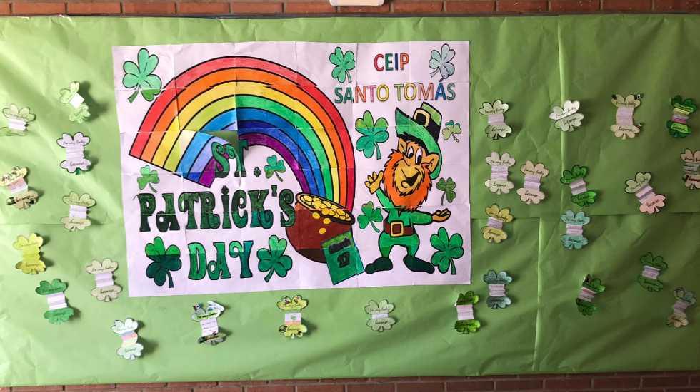 Festividad en el CEIP Santo Tomás.