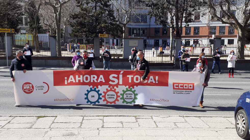 Concentración sindical ante la Subdelegación del Gobierno.