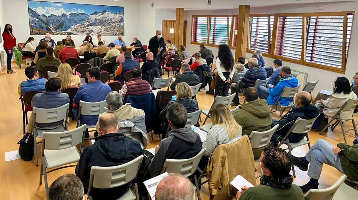 Subasta de caza de reserva de Gredos en Navacepeda de Tormes.