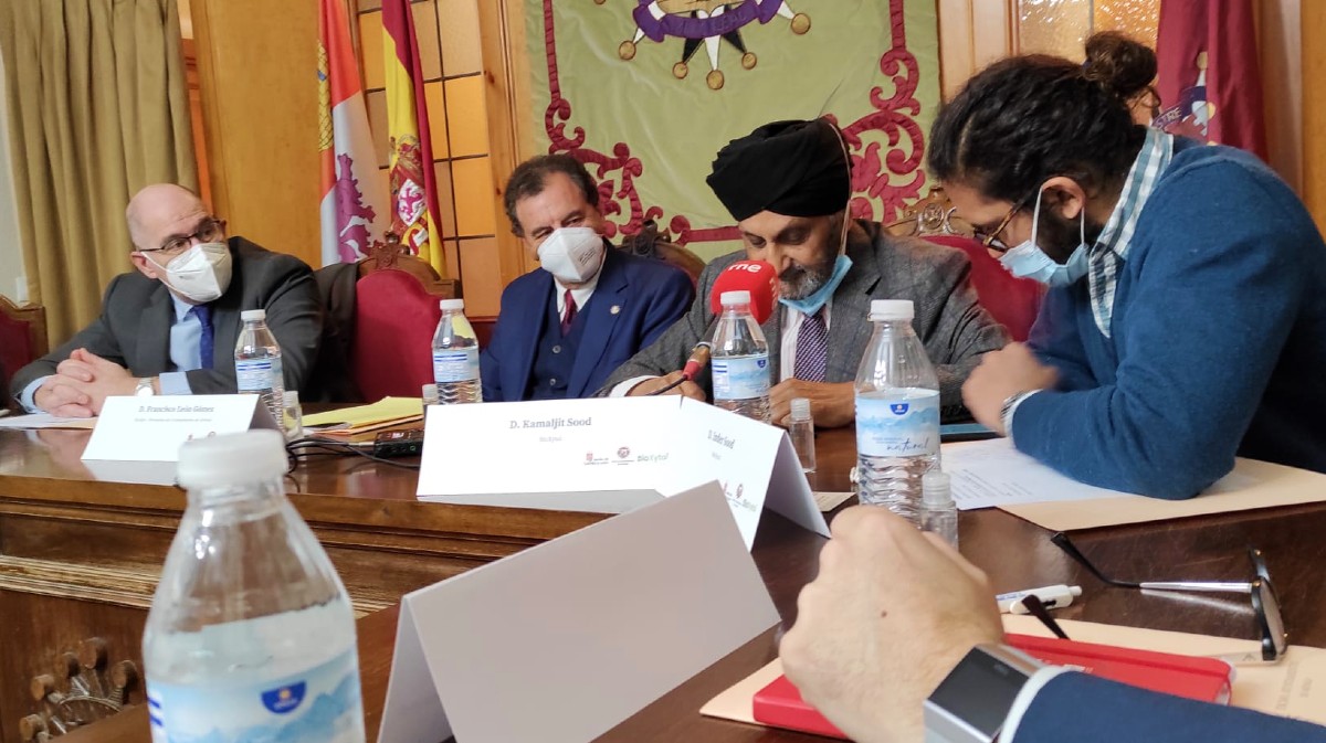 Presentación del proyecto de una factoría dedicada a producir un edulcorante en Arévalo.